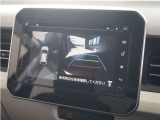 ◆フロントブラインドビュー◆車両前方に搭載したカメラで表示!発進時の安全確認にとても役立ちます。