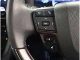 ハンドルから手を放さずに操作出来ますので、安全運転にもつながりますね