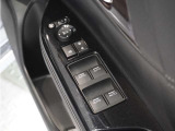 ◆パワーウィンドウスイッチ◆運転席から全席の窓の開閉操作を行うことが出来いつでも換気ができます!
