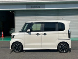 ボディクリーニング後、愛車をピカピカの状態へ保護するコーティング「ブライトパック」がおススメです!水垢がつきにくく、手入れがしやすくなりますよ!いつも愛車をきれいにしておきたい方におススメです。