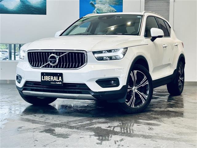 XC40 B4 AWD インスクリプション 4WD 4WD 本革シート