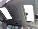 【車屋】として、長く車業界に従事した経験豊富なスタッフが在籍しております。