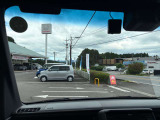 助手席側からも開放感があり、快適な車内をご提供できます!
