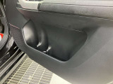 運転者にとっては日々使用することとなる運転席です。運転席が快適だと運転に集中することができますね。