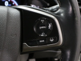 【アダプティブクルーズコントロール】設定した車速内でクルマが自動的に加減速。 前走車との適切な車間距離を維持しながら追従走行し、 ドライバーの運転負荷を軽減します!