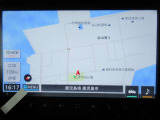 純正ナビはタッチパネル式で使いやすくお出かけもラクラク