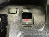 パーキングブレーキはスマートな電子制御式と合わせて渋滞時等にブレーキペダルから足を離しても停車状態を保持してくれるオートブレーキホールド機能で運転が楽になります。スタートはアクセルペダルを踏むだけ