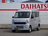 4WD!届出済未使用車!5速M/T!純正マット・純正バイザー・スタッドレス・純正スチールホイール付!純正ラジオ!エマージェンシーブレーキ!LEDヘッドライト!オートライト!ハイビームアシスト!キーレス!
