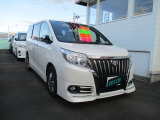 エスクァイア 2.0 Gi ブラック テイラード 4WD 