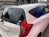 プライバシーガラス!名前のとおりプライバシーを保護するためのガラスです。