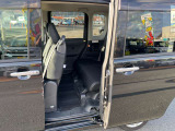 お車に関することは島根県出雲市のフリーロードにお任せください!・営業時間 9:00〜18:00 ・水曜日・第一火曜日・盆・正月・GW