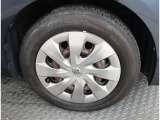 かっこいいホイールですね。 車のイメージを大きく左右するホイール部分はコダワリを持ちたいですね。