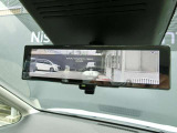 後席に荷物をタップリのせても視界を確保してくれちゃうスマート・ルームミラー♪