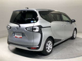 ご納車前にはエンジンオイル・オイルエレメント等を交換して、トヨタディーラーのエンジニアがしっかりと整備をさせていただきます。交換部品などについては、スタッフへお尋ねください。