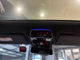 車両は屋内展示しておりますので天候に関係なくごゆっくりコンディションご確認頂けます。車両を倉庫へ保管している場合が御座いますのでご来店前に在庫確認頂けると幸いです。TEL072-784-8800