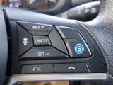 【日産プロパイロット】 高速道路の単調な渋滞走行と長時間の巡航走行で、アクセル、ブレーキ、ハンドルの操作をクルマがアシスト。快適な高速ドライブが楽しめます。
