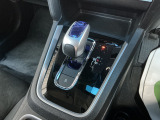 フロアシフトのオートマチック車です。