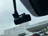 前後方対応型のマツダ純正ドライブレコーダー付きの1台。今、流行りのアイテムですので、最初から取り付けられていると嬉しいですね!