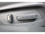 高級車の代名詞!電動シートが装備されています!