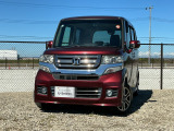 2015年式の【N-BOXカスタム】が入庫しました!まだ入庫したばかりですので、現在ルームクリーニングなどを行っている最中です。ご興味を持っていただけましたら、ご連絡をください。