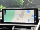 【10.3インチワイドナビ】高級感とインパクトのある大型ワイドナビを装備。各種オーディオ操作はもちろん、横長ワイド画面でのマップ2分割表示など、利便性も高いナビです♪