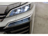 【LEDヘッドランプ】暗い夜間の運転、よく見えなくて怖い思いをしたことはありませんか?ばっちり明るいLEDライトなら夜間視認性◎♪悪天候や街灯が少ない道でも安心です!
