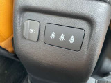 後席用のUSBポートが装備されております。