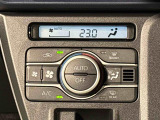 車内空調は&rdquo;AUTOエアコン&rdquo;にお任せ。運転に集中出来ますよ!
