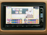 テレビ番組を画面で視聴できる装備です。停車中の休憩時間などに映像を楽しめるのがうれしいポイント。表示も見やすく、車内で過ごすひとときに活用できます。