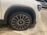 メルセデス・ベンツの定める厳しい基準をクリアしたお車のみをご案内させて頂きます。「認定中古車」は納車前整備がポイントです。販売するに相応しい車両の選定と、納車前整備に力を注いでおります。