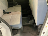 品質へのこだわり!専門のカークリーニング業者さんに依頼をして徹底的に内装・外装をキレイにしてもらっております。外装は磨きもしてもらっていますのでピカピカですね☆