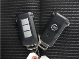 ◆スマートキー◆カギをバッグやポケットに入れたままでもドアロックの開閉ができる『スマートキー』付き!雨天や暗くなってもカギを取り出す必要がなくドアの開錠&エンジンも始動できます