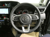 ハンドルに大きな傷や痛み等は少ない車両になります!!