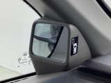 普段運転席から見えない左タイヤの前あたりが見ることができます!駐車が苦手な方も得意な方にとっても安心です☆
