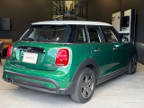 かわいいテールのデザインはほかの車にはない魅力があります。ひと目で&ldquo;MINI&rdquo;とわかるデザインです。