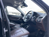 BMWのテーマは昔から変わらず、『駆け抜ける歓び』をお客様にご体感いただく事をモットーとしております。他社との違いを乗ればきっと実感していただけます。