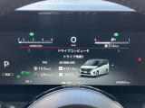 ◆アドバンスドドライブディスプレイ◆センターディスプレイと一体感のある統合型インターフェースディスプレイを採用。12.3インチカラーディスプレイに様々な機能の作動状態を表示したり設定することができます!