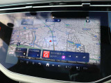納車前整備は、メルセデスベンツ国際認定メカニックによる最新の検査ライン等の施設が充実した当社工場で入念に行います。