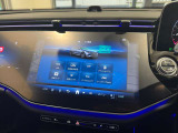 ナビゲーションシステムも多様化して参りました。好きな音楽が好きなメディアで楽しめます。USBインターフェース、SDカード、Bluetoothなど様々な接続方法に対応しており、楽しいドライビングを演出。
