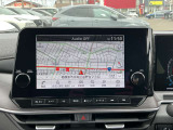 ハンズフリーフォン、VICS(FM多重)、ボイスコマンド、Bluetooth対応、USB接続、HDMI接続、Apple CarPlay ・ Android Auto 連携機能、AM/FMラジオ、NissanConnect サービス対応、iPod対応