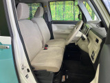 運転席シート廻りは使用感も少なく、良好な状態となっています。丁寧に使われていたことがよくわかりますね。