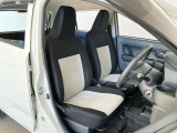 【運転席・助手席】内装ルームクリーニング済みです。しっかり綺麗にしていますので、是非、お確かめください。車に自信があるからこそ、是非一度ご来店頂き内外装も見てもらえると幸いです。