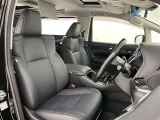 見通しのよいすっきりとした視界で、誰でも運転しやすいです。運転のしやすさは疲れにくさにも繋がりますよ♪