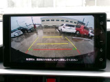 バックモニター付きですので、日常の駐車はもちろん、人や障害物などを映像で確認できるので安心です!(補助装置になりますので、目視でもご確認ください)