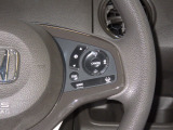 Hondaセンシングの機能のひとつ、アダプティブクルーズコントロール付!アクセルから足を離しても設定したスピードと前車との車間を保ち走行してくれます!車線維持もアシスト☆高速道路で疲労軽減ですね☆