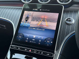 バックカメラにより駐車時の後方確認も楽にできます。