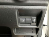 運転者に優しいスイッチ類の配置です。