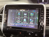 ナビ機能だけでなく、ミュージックサーバー、Bluetooth、フルセグテレビ、DVDとCD再生など、オーディオ機能がついています。
