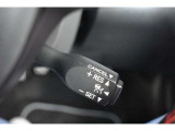 ステアリング右側に装備しているアイサイト・追尾スイッチ。こちらのスイッチにて高速走行時のアイサイト追尾巡航のON・OFFを行います。