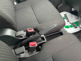 安全・安心な走行のために、納車前にダイハツのクルマを知り尽くしたエキスパートが基本性能に関わる機能や状態を徹底的に点検。消耗部品の交換など法定12ヶ月点検相当の点検・整備を実施しております